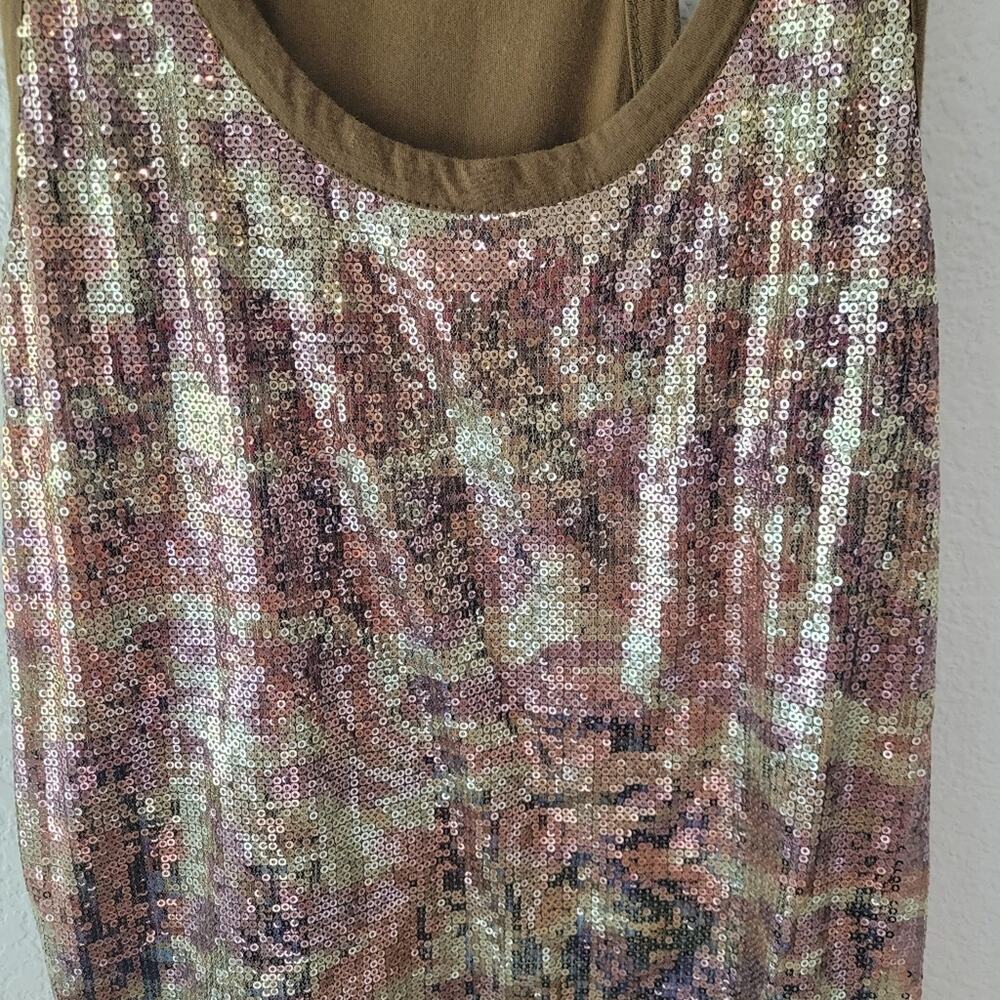 2B Bebe Vintage Y2k Green and Brown Sequin Camo Tank Size M Going Out Top - Picture 2 of 4
